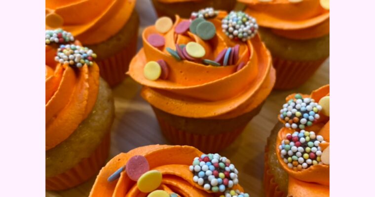 Mini Sinaasappel Cupcake
